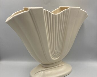 Large Art Deco HEAGER Gladiola Vase, large ivory Haeger vase