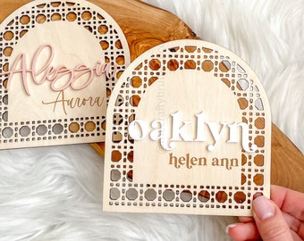 Rattan Baby Sign, Boho Baby Birth Announcement, Rattan Name Plaque for Baby, Name Reveal Plaque, Baby Name Announcement, Birth Announcement