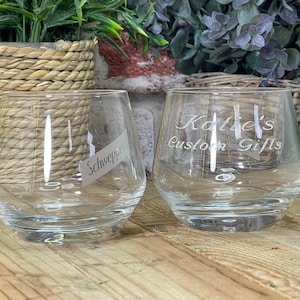 Engraved Schweppes Christmas Glass set - 2 x 300ml glasses and cocktail recipe leaflet. Personalised with your message