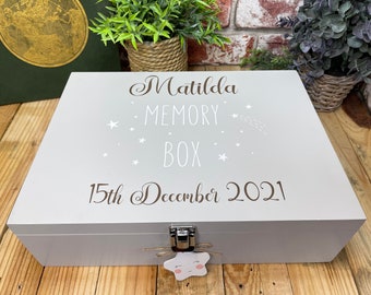 Personalised Baby Memory Box - Customised with Name and D.O.B - Perfect gift for new parents - Newborn - Babyshower