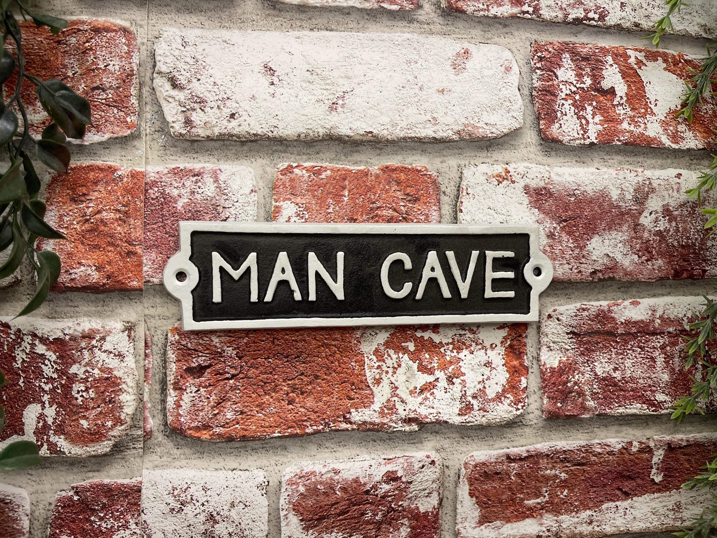 Fledermaushöhle Schild Aus Gusseisen | Batman „Bat Cave“ Wanddekoration Für Tür, Wand Oder Tor - Ideal Für Schlafzimmer & Männerhöhle
