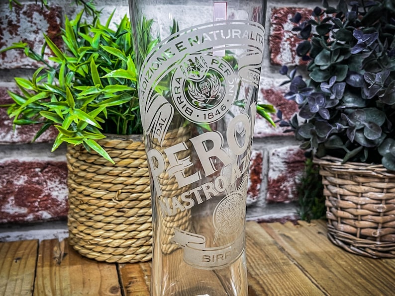 Engraved Peroni Nastro Azzurro Glass. Available in Pint or Half-Pint Engraved with your message. Great for Dad or any Italian Beer Lover zdjęcie 3