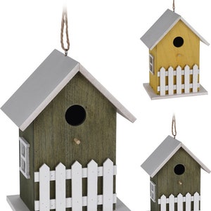 Cute Wooden Nesting Box - Ideal present for the gardener - Birthday - Mothers Fathers Day - Chrsitmas - Anniversary