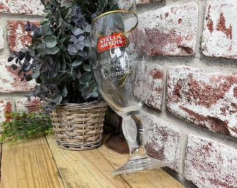 Engraved Stella Artois Chalice Pint Glass. Personalised with your message. Great for Dad or a Stella lover!