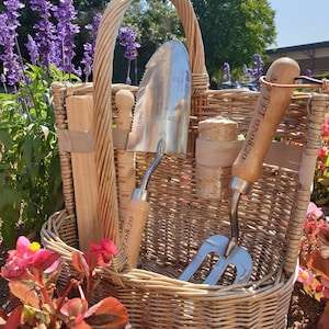 Amazing Personalised Garden tool gift basket - Engraved with Name or date  - Laser Engraved Handles - INT
