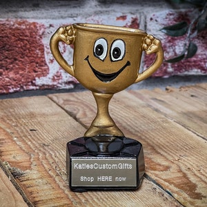 Happy Face Trophy - Solid Resin - Engraved! 2 sizes available - Great for kids Christmas quiz schools exam achievement