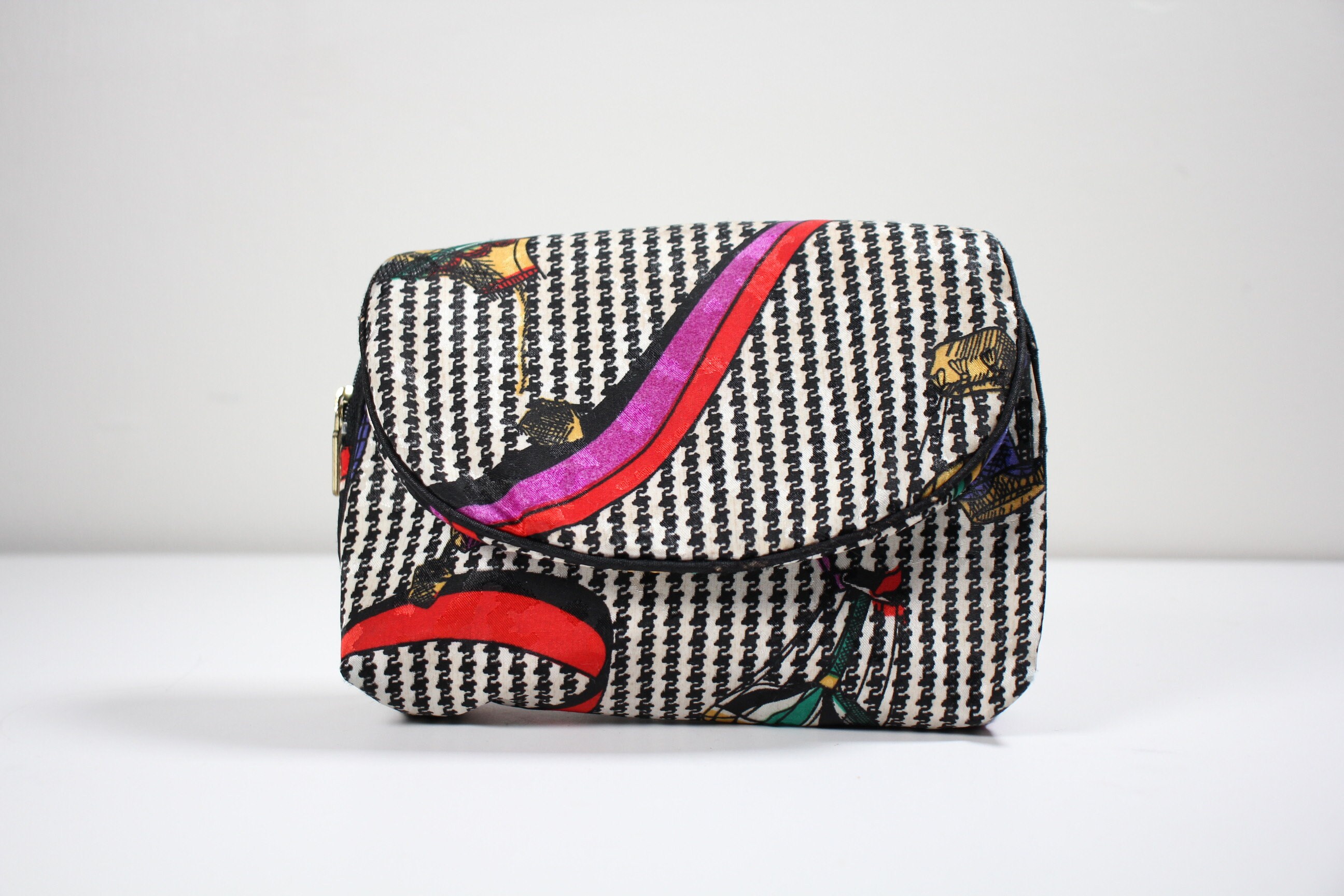 christian dior cosmetic bag