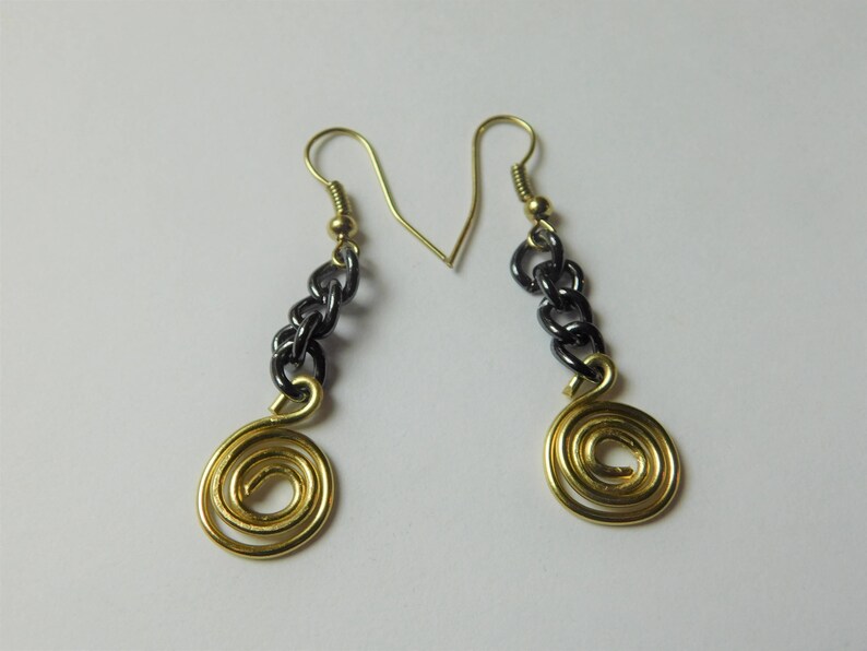Black and Gold colored Drop Earrings, Dangling Earrings, Handmade Jewelry, shops Wire Wrapped Jewelry, Swirl Casual Earrings, Custom made, Gift