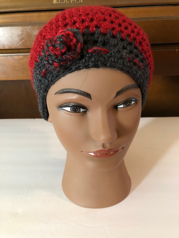 Crochet Tam with detachable drawstring, grey and red Handmade Rasta Hat, Slouchy Hat, Beanie, Adjustable wool hat, Stylish Winter Hat