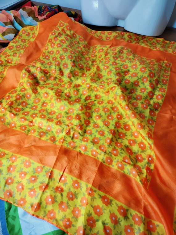 Vintage Funky Retro Scarves Silk Satin Acetate JA… - image 3