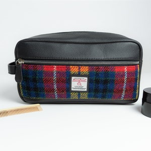 Dopp Kit / Kulturbeutel / Rasierbeutel - ist eine vielseitige Reise-Kulturtasche.