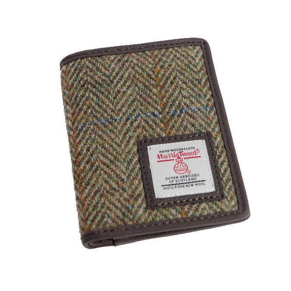 Slim Wallet / Card Wallet. Green Harris Tweed Credit Card Holder - excellent gift for boyfriend