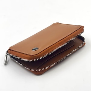 Luxury Italian Leather Zip Wallet in Tan