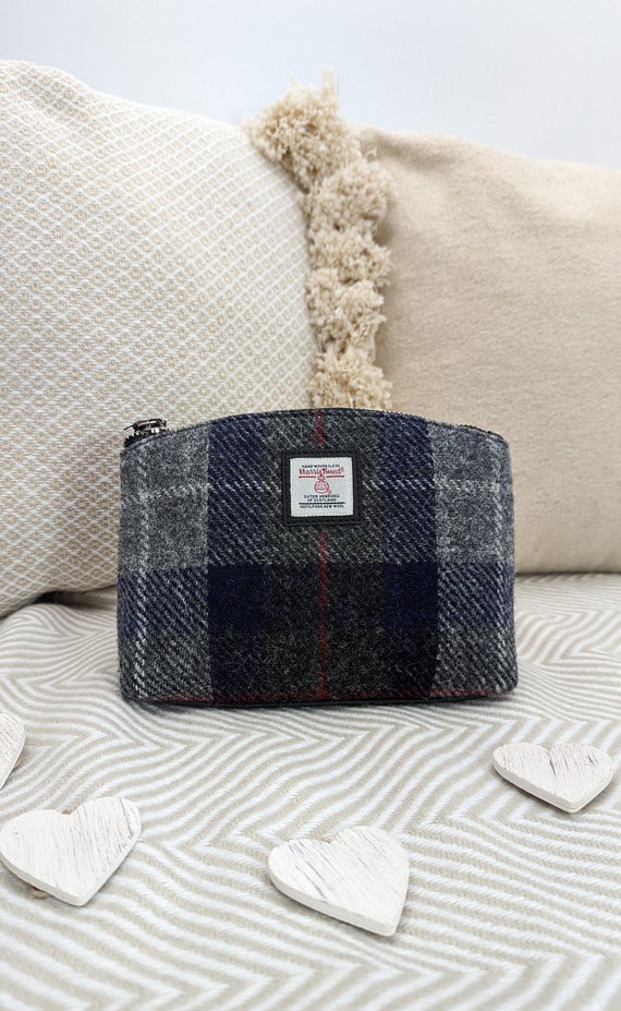 TWEED MAKE-UP POUCH SMALL LIGHT BLUE TWEED MAKE-UP POUCH SMALL LIGHT BLUE