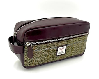Mens Wash Bag. Large Toiletry Bag in Green Harris Tweed. Ideal gift for him