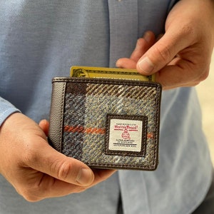 Harris Tweed Bifold Wallet. This Slim Wallet is the perfect Scottish Gift