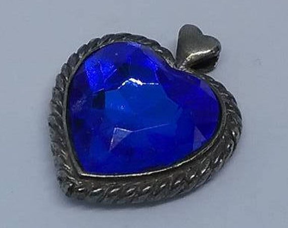 Blue Heart Pewter Pedant, Acrylic