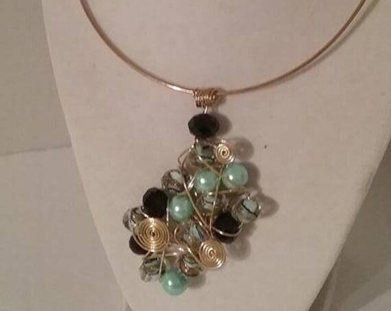 Wire Boho Choker and Bead Pendant,