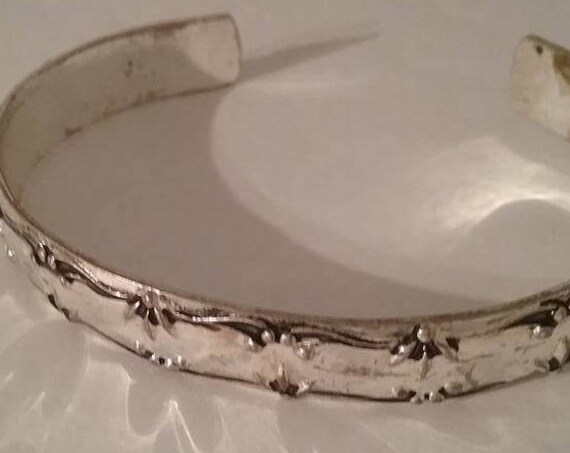 Vintage Avon Silver Plated Bracelet