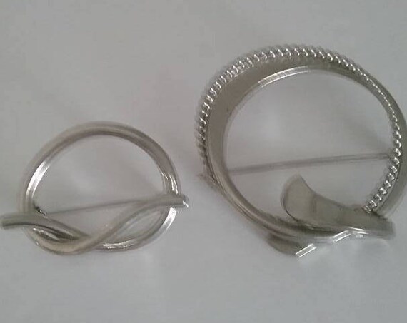 Infinity Circle Brooches, Vintage