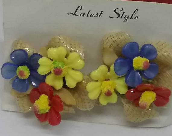 Vintage Acrylic Clip-on Earrings, Acrylic Floral Clip-on Earrings, Retro Floral Acrylic Earrings, Multicolored Floral Earrings, Gift for Her