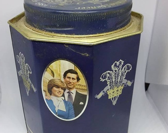 Charles and Diana Collectible, Royal Wedding Rare Tin