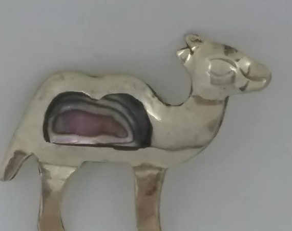 Vintage Alpaca Camel Brooch