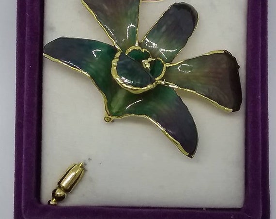 Vintage Orchid Stick Pin, La Belle Collection