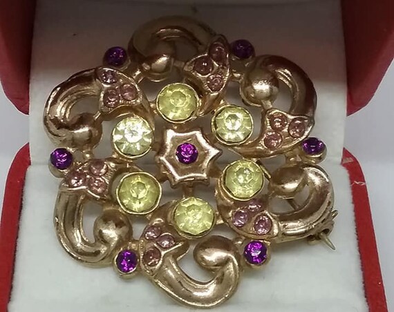 Vintage Rhinestone Brooch or Pendant