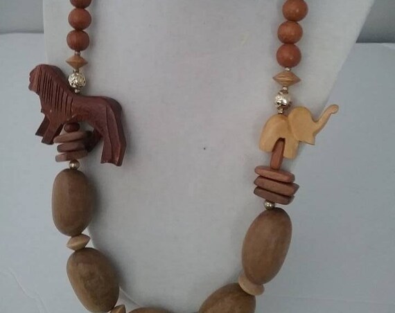 Vintage Wooden Necklace, 70's Hand Carved Lion and Elephant on Wooden Beads Necklace, Wood Necklace with Carved Lion and Elephant,