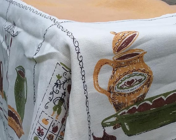 1950's Print Tablecloth, Harvest Gold, Retro Kitchen Pattern