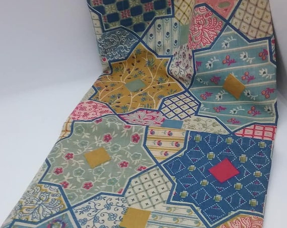 Vintage 1930's Deco Material, Cheater Quilt Design, Light Colored Calico, 1 Yard Fabric,