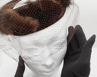 Vintage 1950s Ladies Halo Hat, Open Pillbox, Plush Cloth with Fur, Has Black Veil, and Includes Black Satiny Long Mid-arm Length Gloves