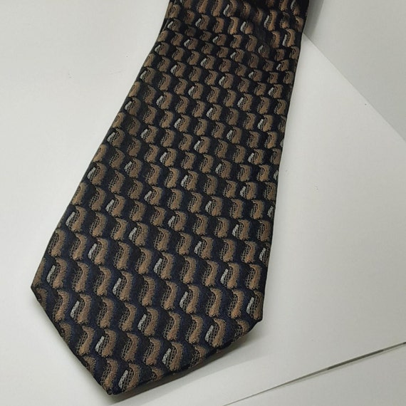 SOHO Men's Tie, 100% silk, Made in Canada, Handso… - image 2