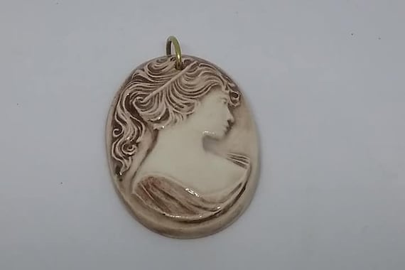 Vintage Cameo Pendant, High Gloss Ceramic