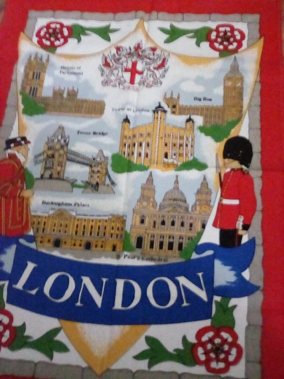 London England Tea Towel, Souvenir Tea Towel of Historical Buildings, Towel of London, Cotton Novelty London Tea Towel