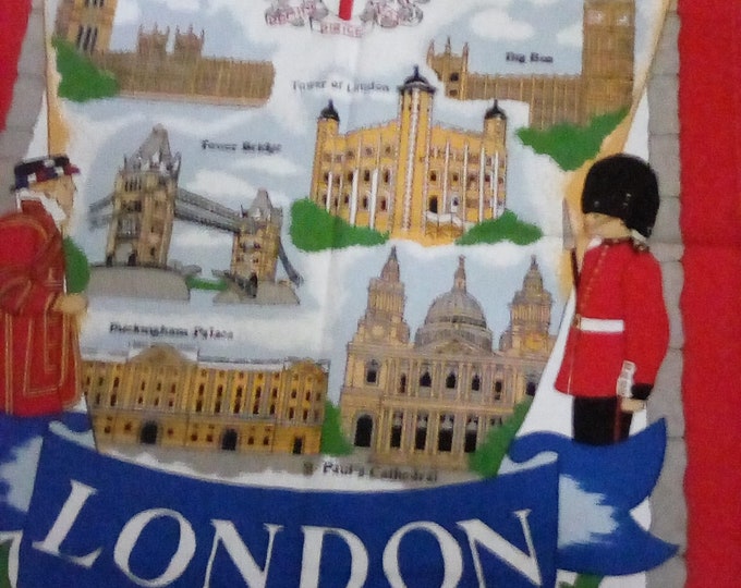 London England Tea Towel, Souvenir Tea Towel of Historical Buildings,  Towel of London, Cotton Novelty London Tea Towel