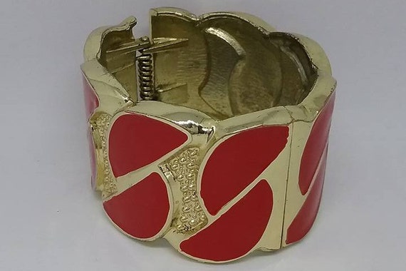 80s Chunky Bangle, Hinged Retro Cuff, Retro Red Chunky Bangle, Retro Red Cuff, Retro Hinged Cuff, Red and Gold Cuff, Enamel Cuff, Red Enamel