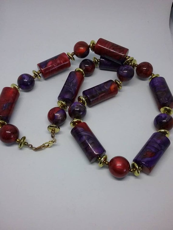 Red and Purple Glass Bead Necklace, Vintage Glass Bead Necklace, Red and Purple Retro Beaded Necklace, Tube and Circle Glass Bead Necklace