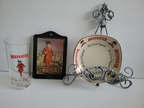 Vintage Beefeater Gin of England Barware, Glass Ashtray and Pub Sign