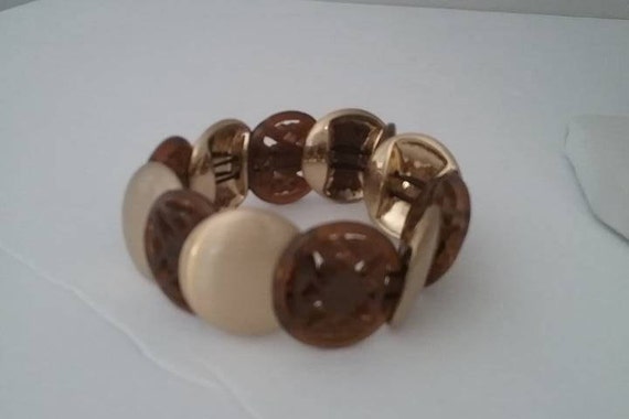 Monet Lucite stretch Bracelet,