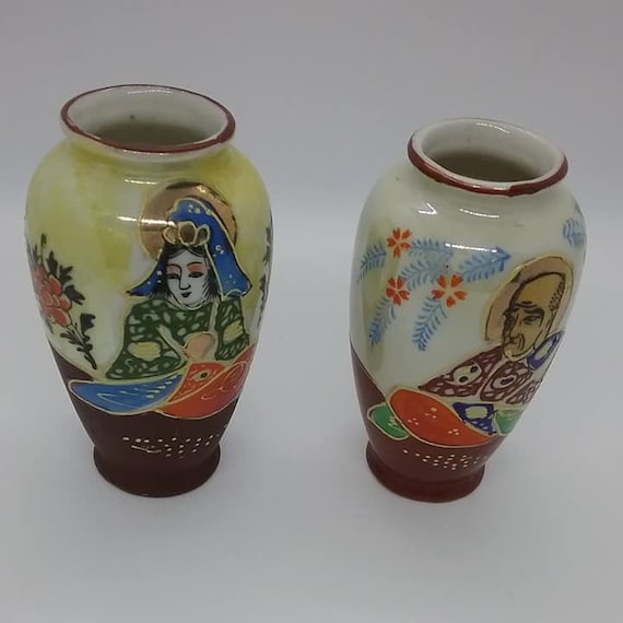 1940's Japanese Vases or Urns, Tomoe China