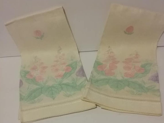 Vintage Hand-painted Linen Hand Towels, Floral