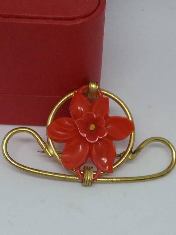 Vintage Art Deco Wire Brooch, Vintage Celluloid Flower Brooch, Vintage Wire Wrapped Floral Pin, Unique Vintage Celluloid and Wire Brooch