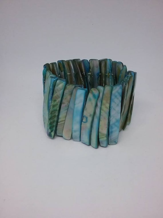 Mother of Pearl Shell Stretch Cuff, Sea Blue
