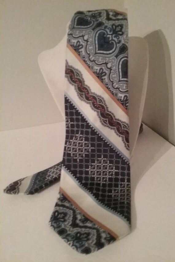 1970s Men's Wide Tie,  by Pierre Cardin - image 5