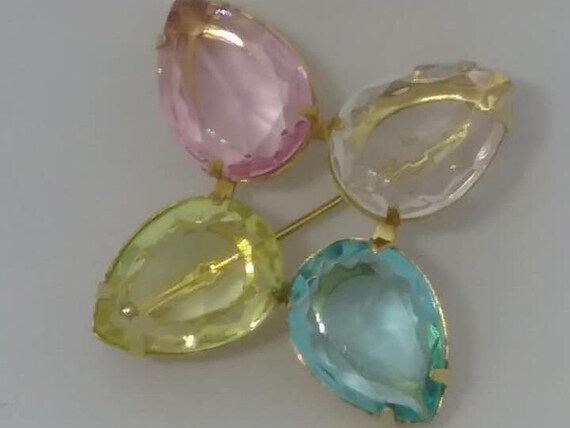 Vintage Avon Rhinestone Brooch, Pastel Teardrop