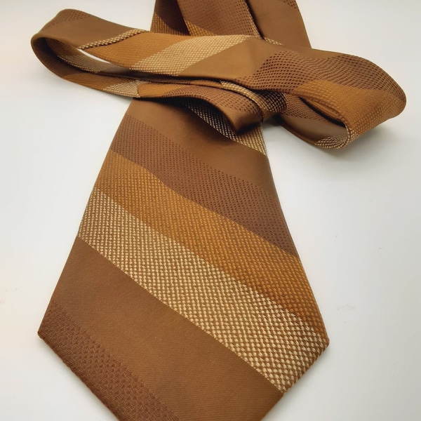 Vintage Cartier Necktie, Brown Stripes, 1960's/70's in Excellent Vintage Condition, 53.5 " x  4"