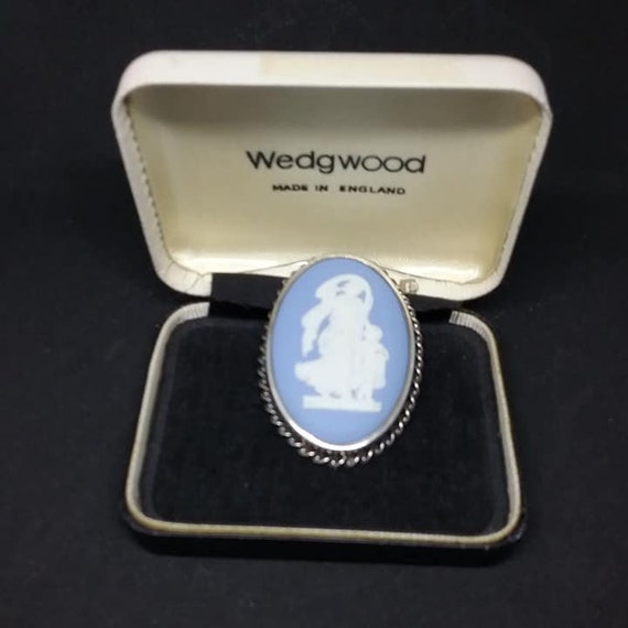 Vintage Wedgewood Blue Jasper Brooch