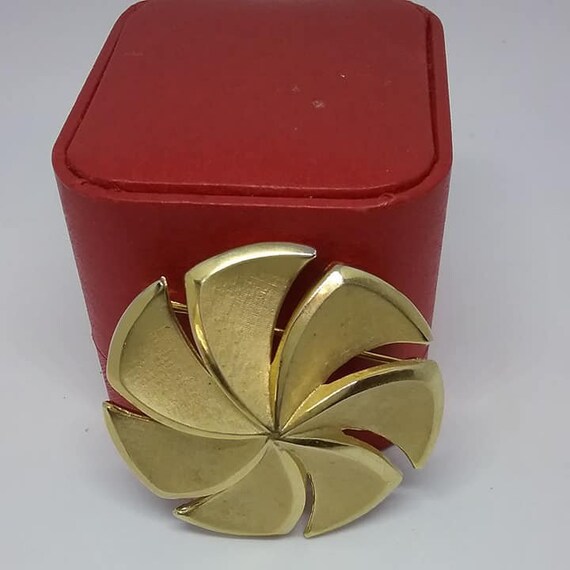 Crown Trifari Golden Spiral Brooch, Vintage Crown